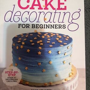 Cake Decorating for Beginners Book